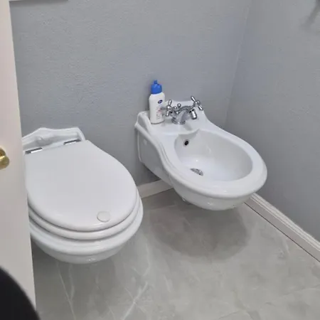Mb Monolocale In Via Xx Settembre كالياري