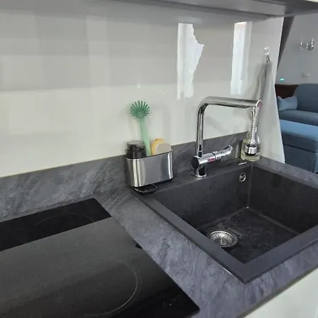 Mb Monolocale In Via Xx Settembre 招待所