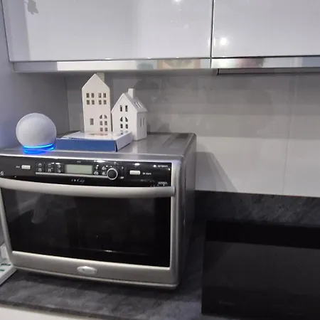 Mb Monolocale In Via Xx Settembre 3* 卡利亚里